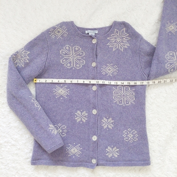 Vintage Wool Eagle's Eye Sweater Made in UK Purple Snowflake Knit Button Front M - Picture 2 of 11